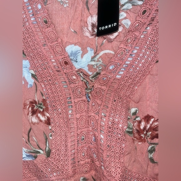 Torrid Women's Floral Print Lace-Up Peasant Blouse Plus Size Top - Picture 6 of 6